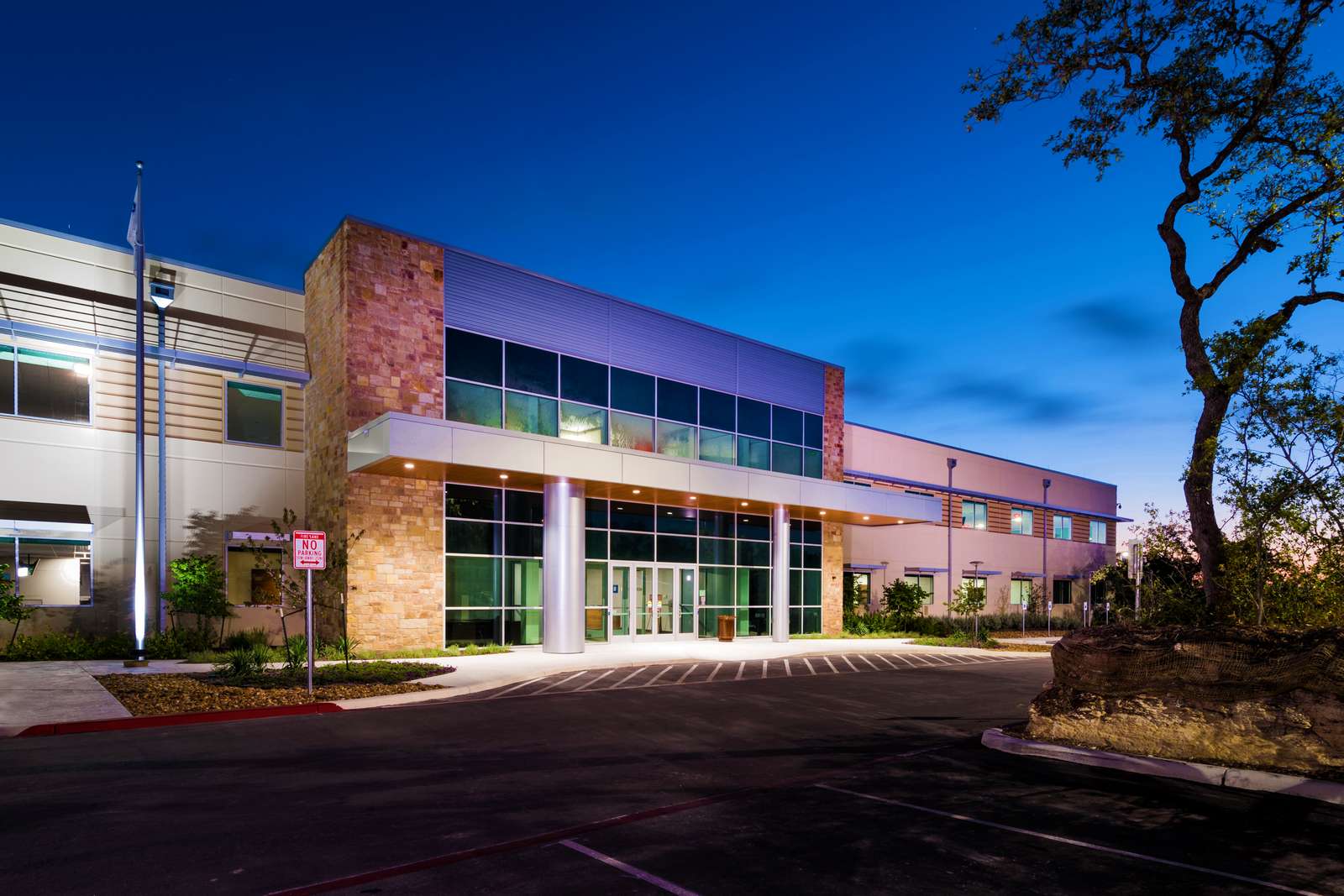 Project Profile GM Financial Tilt up Concrete Association